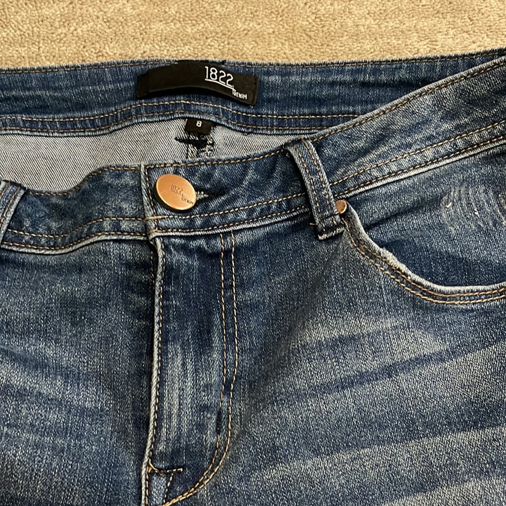 1822 Denim Women Burmuda shorts - Picture 4 of 8